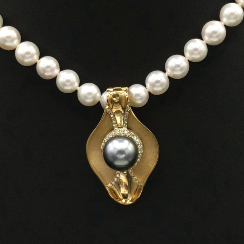 Pearl Necklace