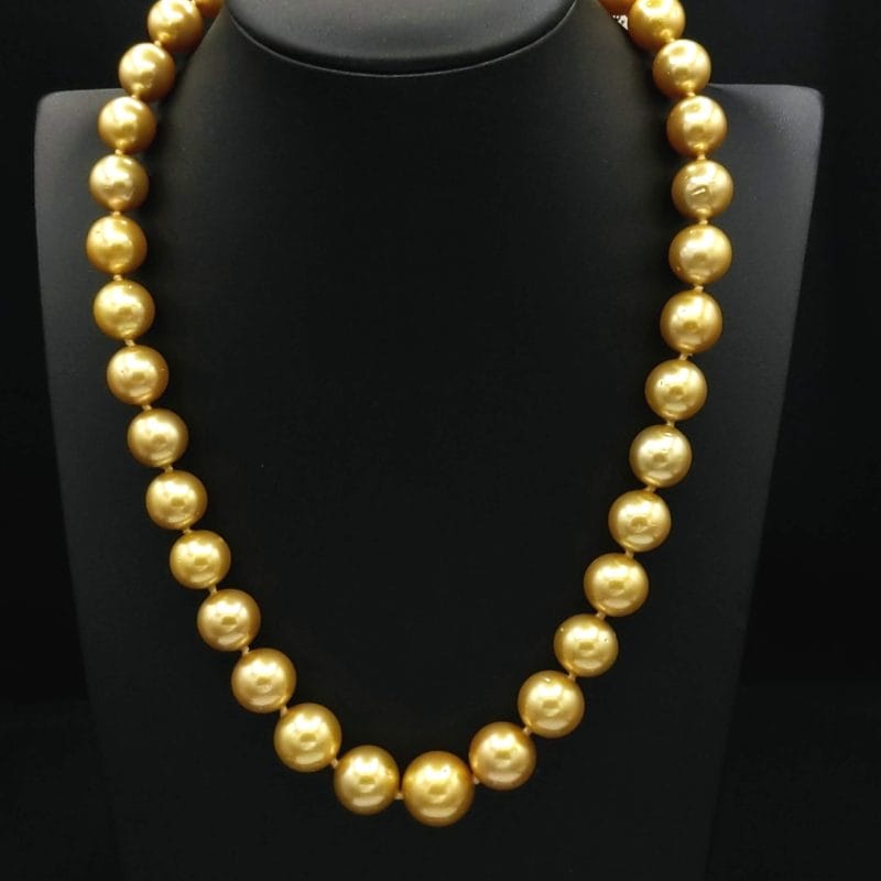 Golden Pearl Necklace