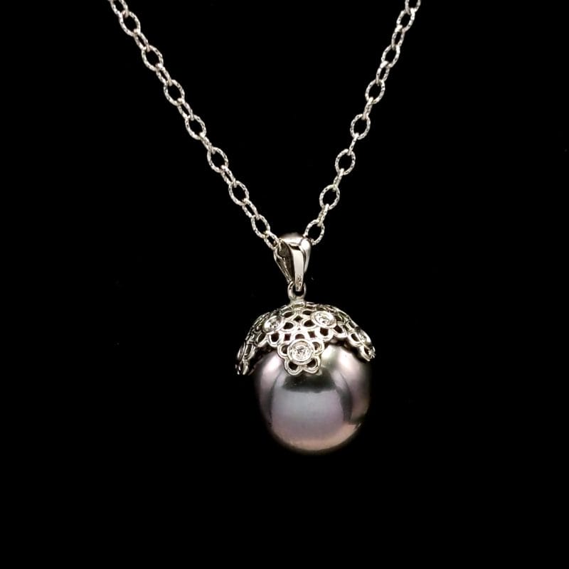 Tahitian Pearl Pendant