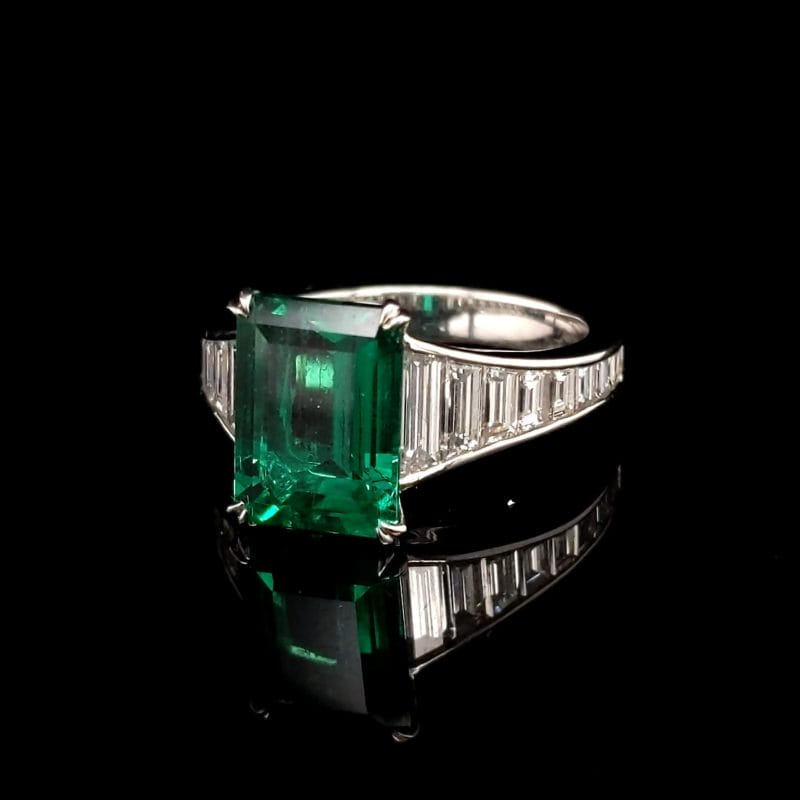 Near Flawless Emerald Ring